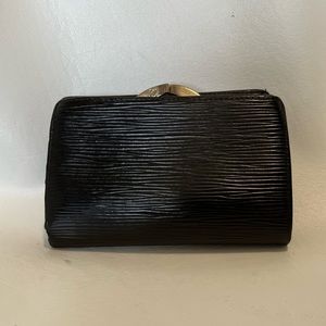 Louis Vuitton Wallet-junk